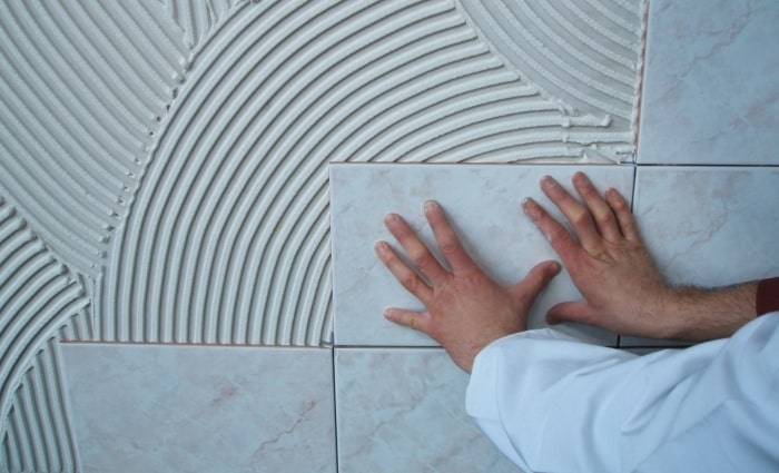 Плитку на потолок надо или нет? Керамогранит на клей!! мастер - класс от 9plitok!